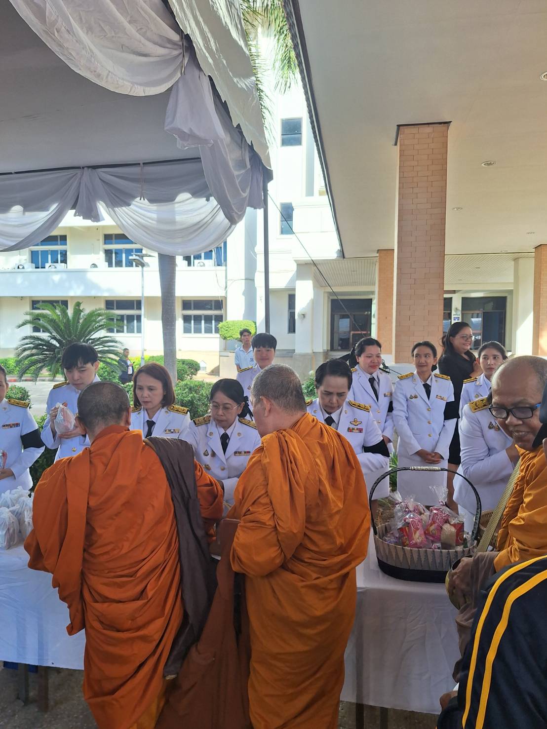 title - วันที่ 26 มิถุนายน 2569 นายวิทูล ประดิษฐบุญ ปฏิรูปที่ดินจังหวัดปราจีนบุรี มอบหมายให้  ข้าราชการ และเจ้าหน้าที่ ส.ป.ก.ปราจีนบุรี ร่วมพิธี เจริญพระพุทธมนต์และทำบุญตักบาตร ถวายพระกุศล เนื่องในโอกาสฉลองพระชนมายุ 99 พรรษา สมเด็จพระสังฆราช 